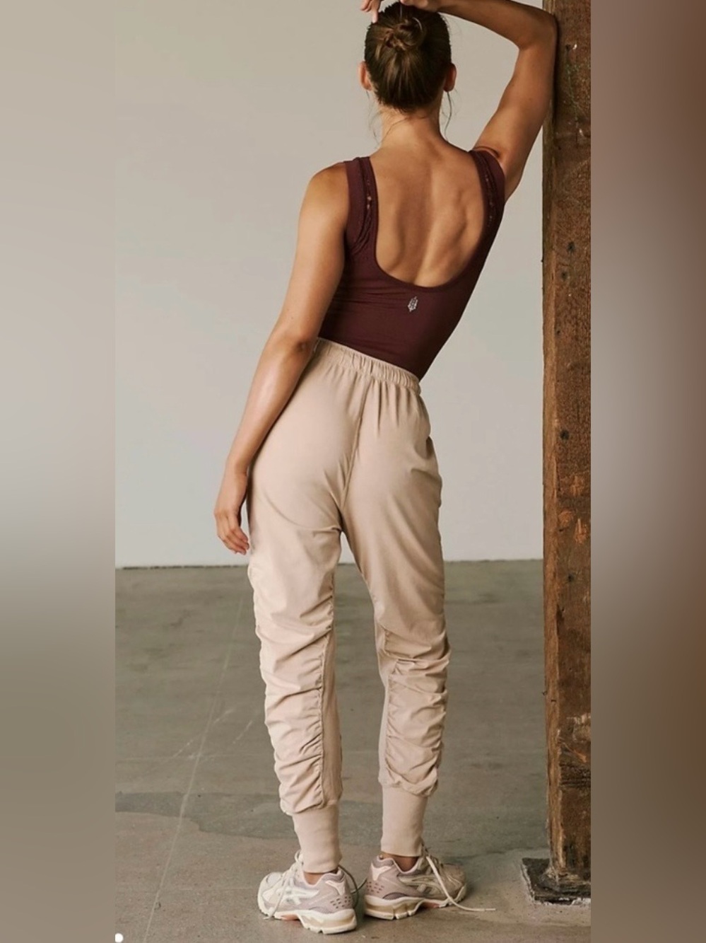 Free People Hot Shot Shirred Pants Joggers color Doe/Tan XS
